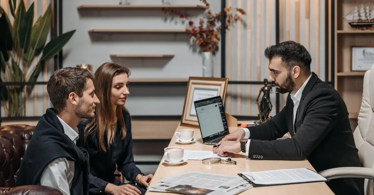 Les critères pour choisir un expert conseil banque efficace
