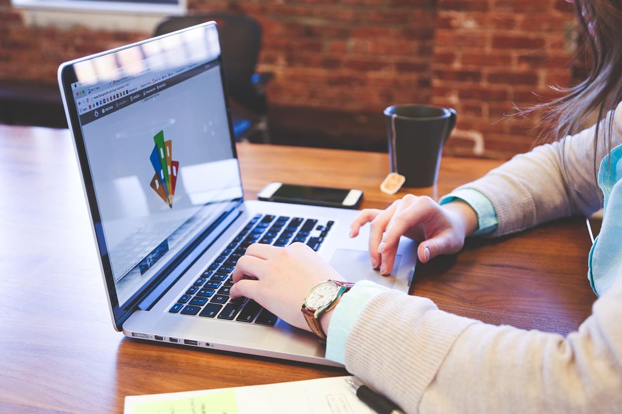 Comment bien choisir votre expert conseil banque