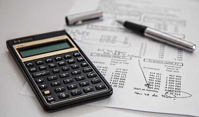 Comment un expert conseil banque peut optimiser vos finances